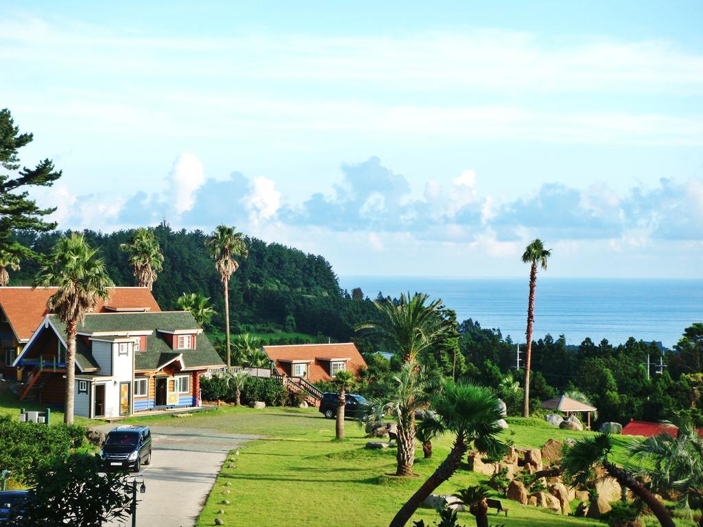 Jungmun Log Pension&Resort Seogwipo Eksteriør bilde