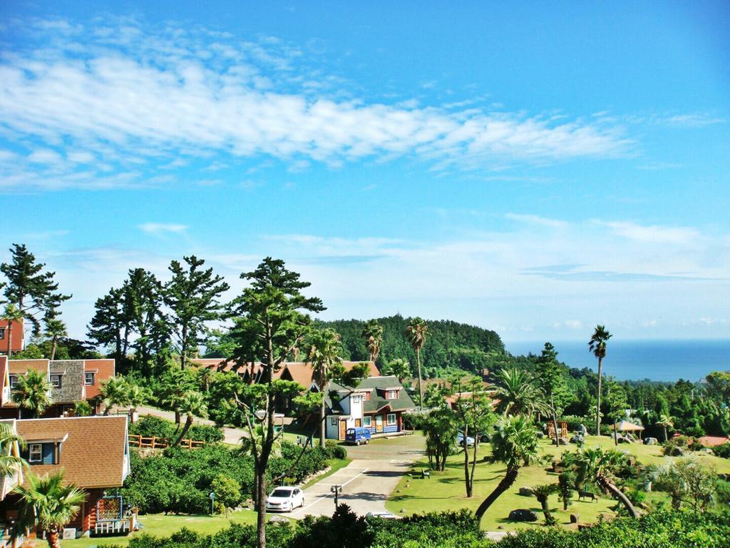 Jungmun Log Pension&Resort Seogwipo Eksteriør bilde
